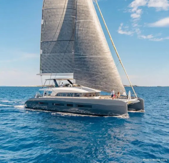 Catamaran charter