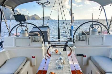 Review img # 21 of the yacht ELVIS MAGIC