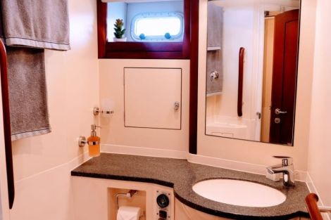 Review img # 26 of the yacht ELVIS MAGIC