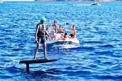 Review img # 36 of the yacht ELVIS MAGIC