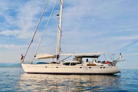 Review img # 39 of the yacht ELVIS MAGIC