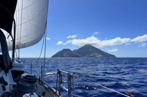 Review img # 16 of the yacht ELVIS MAGIC
