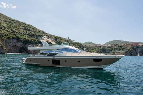Review img # 5 of the yacht FOREVER ROSANNA